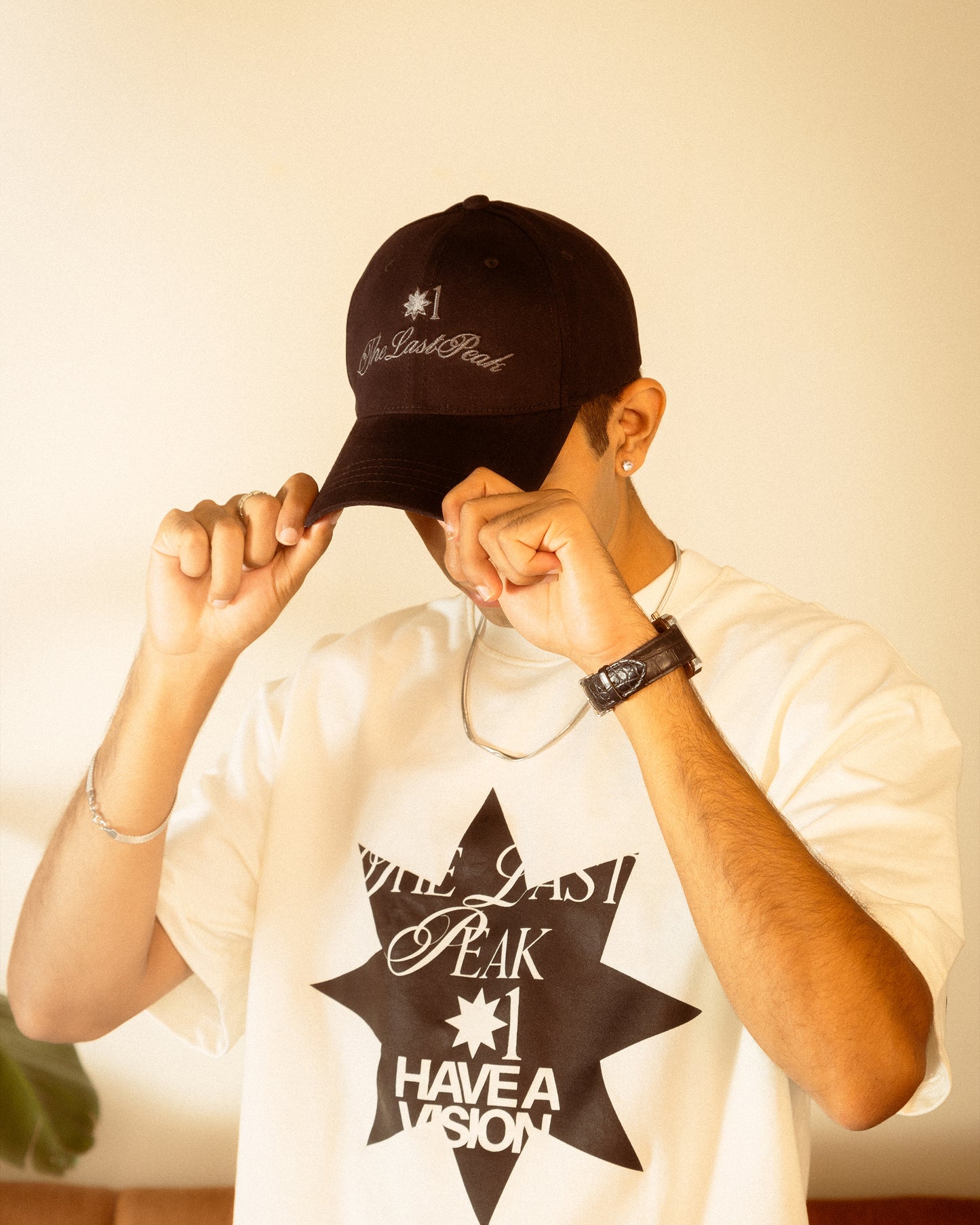 BLACK EMBROIDERED CAP (Unisex)