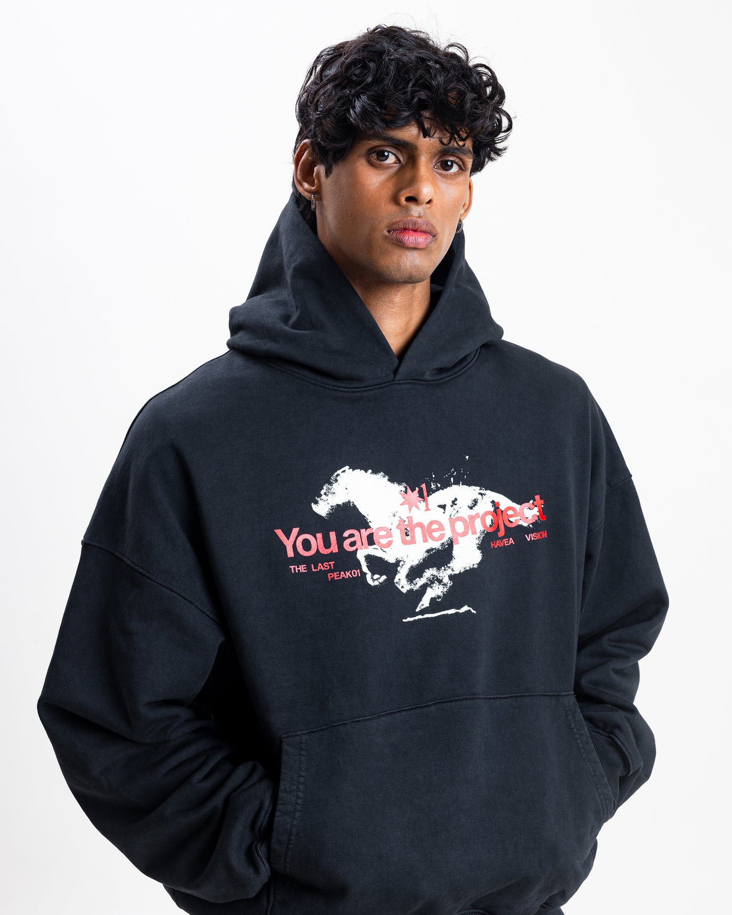 ARCHIVE BLACK HOODIE (Unisex)